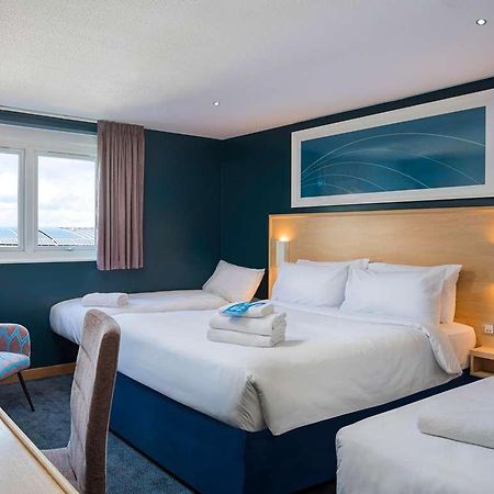 Travelodge Reading Whitley Chambre photo