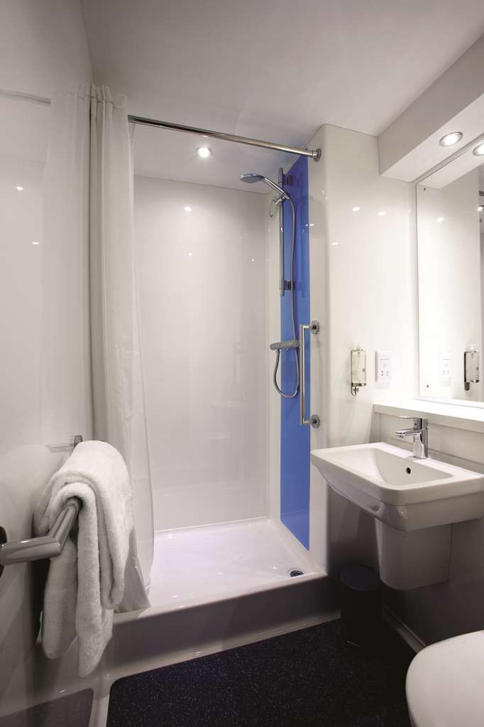 Travelodge Reading Whitley Chambre photo