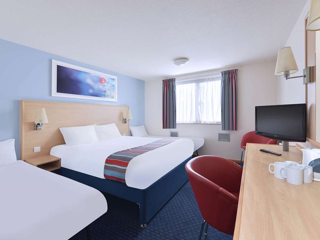 Travelodge Reading Whitley Chambre photo