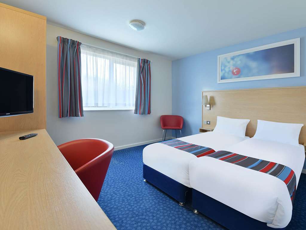 Travelodge Reading Whitley Chambre photo